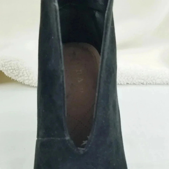 Zara Size 40 (US 9.5-10) Women's Black Suede Pointed Toe V Slip On Ankle Booties - Picture 5 of 12
